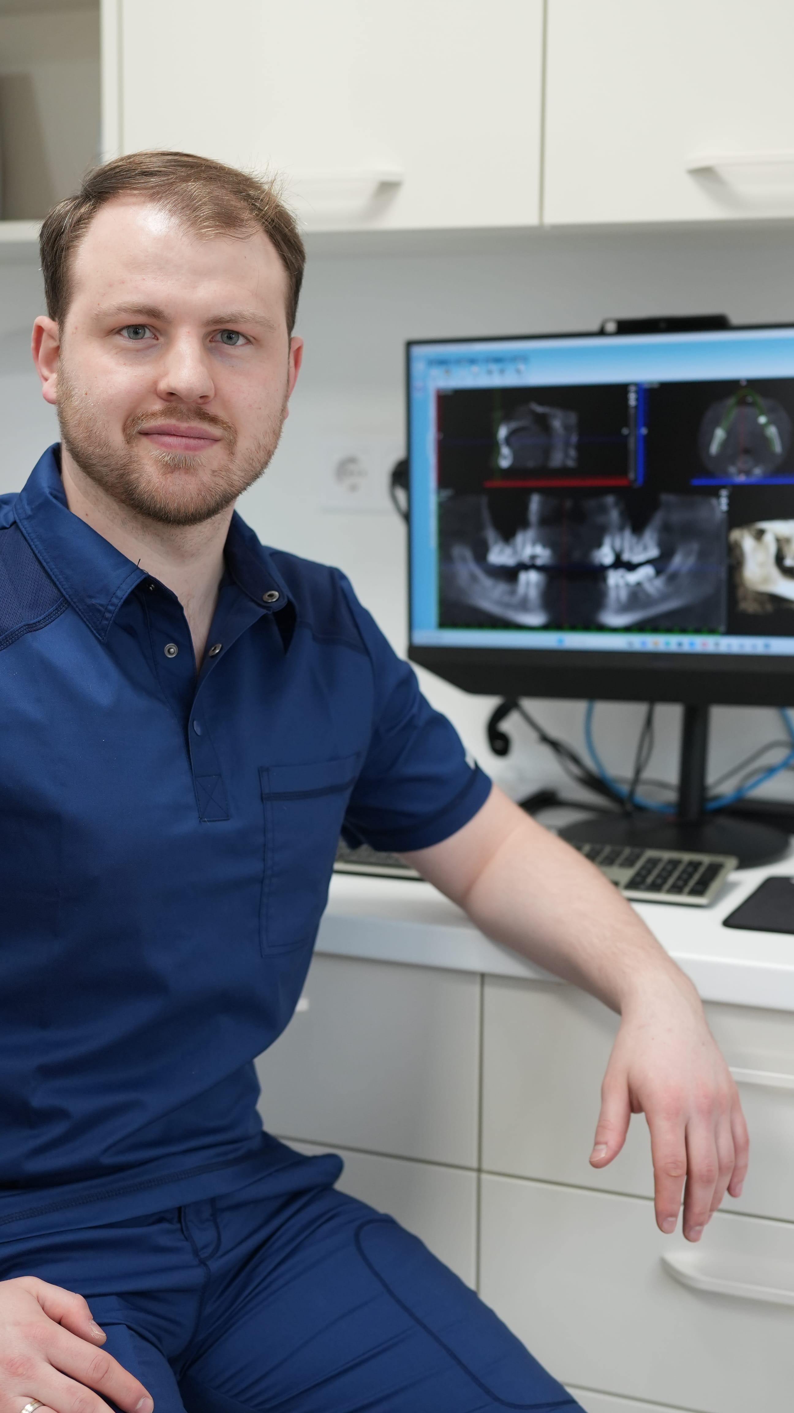Dr. Ruslan Gaydarzhi